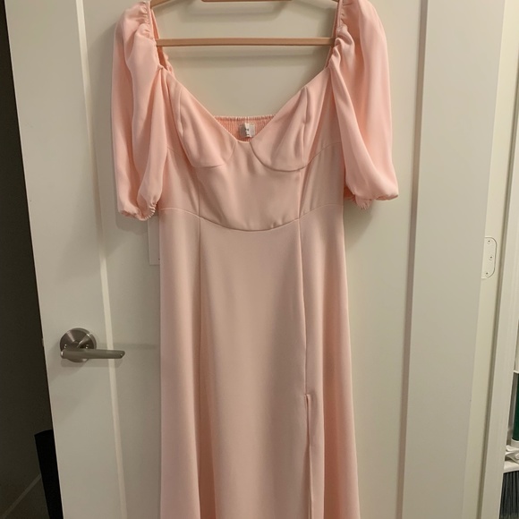 Aritzia Novella long dress - BNWT - 4 - Picture 1 of 3